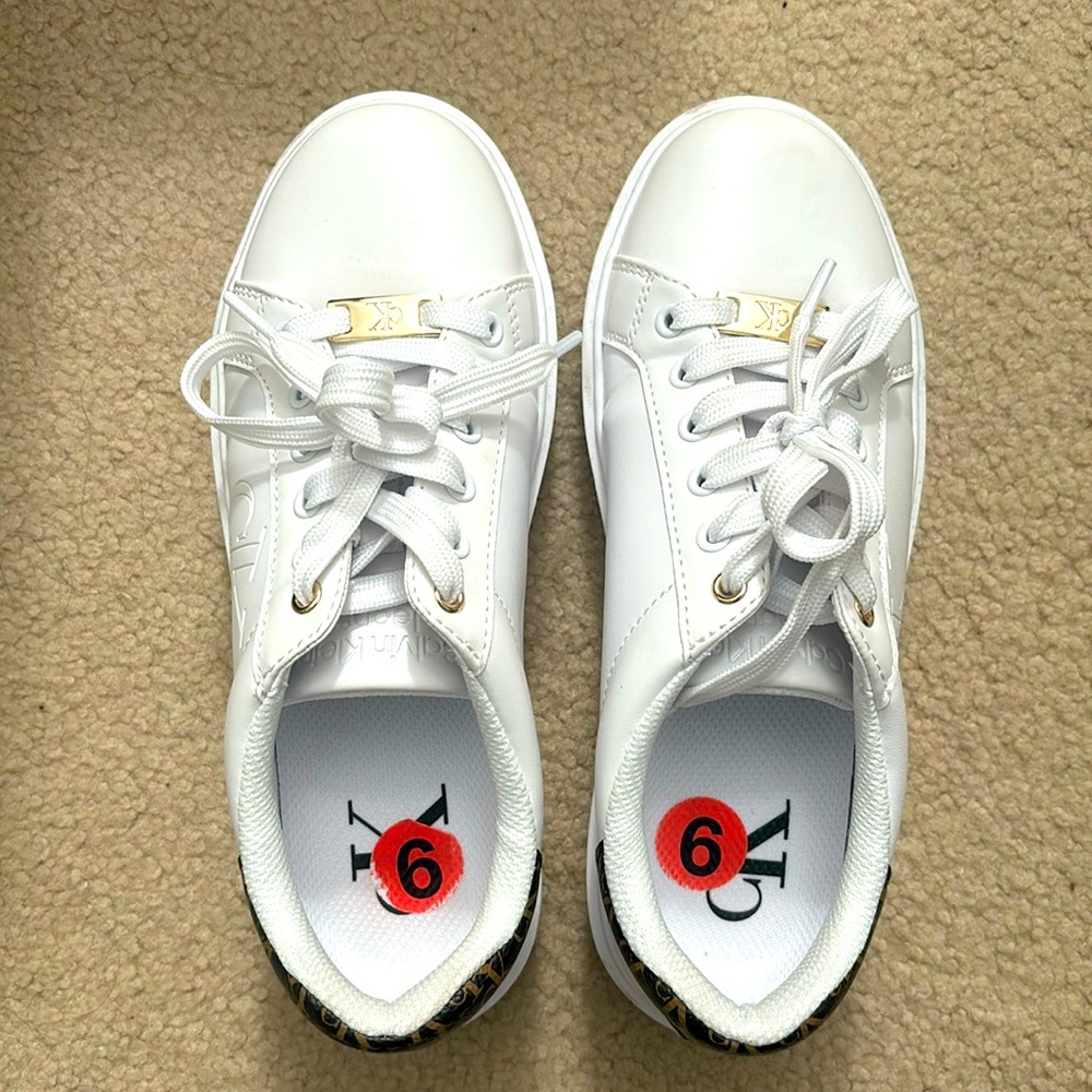Calvin Klein Casual Lace-Up Platform Sneakers Size 6